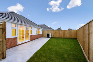 Photo 16- click for photo gallery